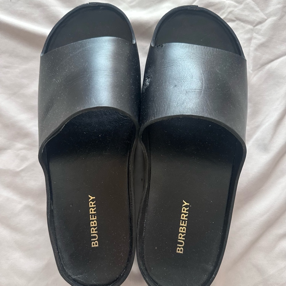 Burberry navy platform heels size 9
